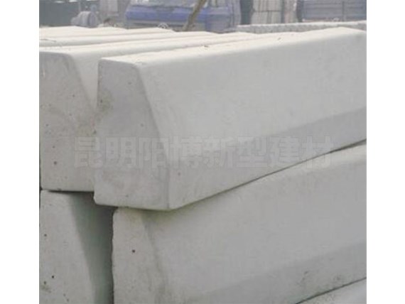 昆明混凝土路沿石表面處理方法有哪些？