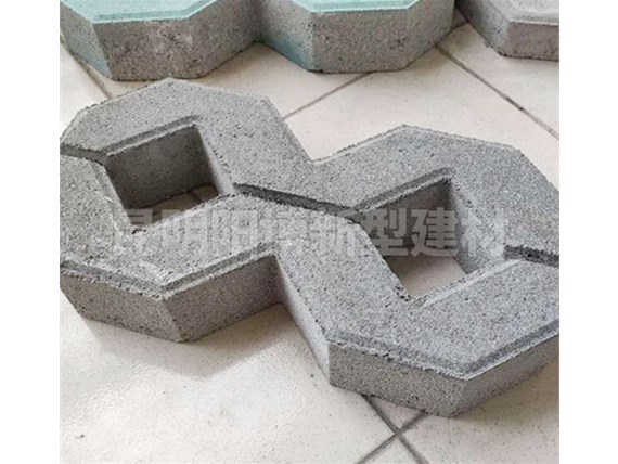 植草磚的安裝維護(hù)注意事項(xiàng)？昆明水泥制品廠家分享